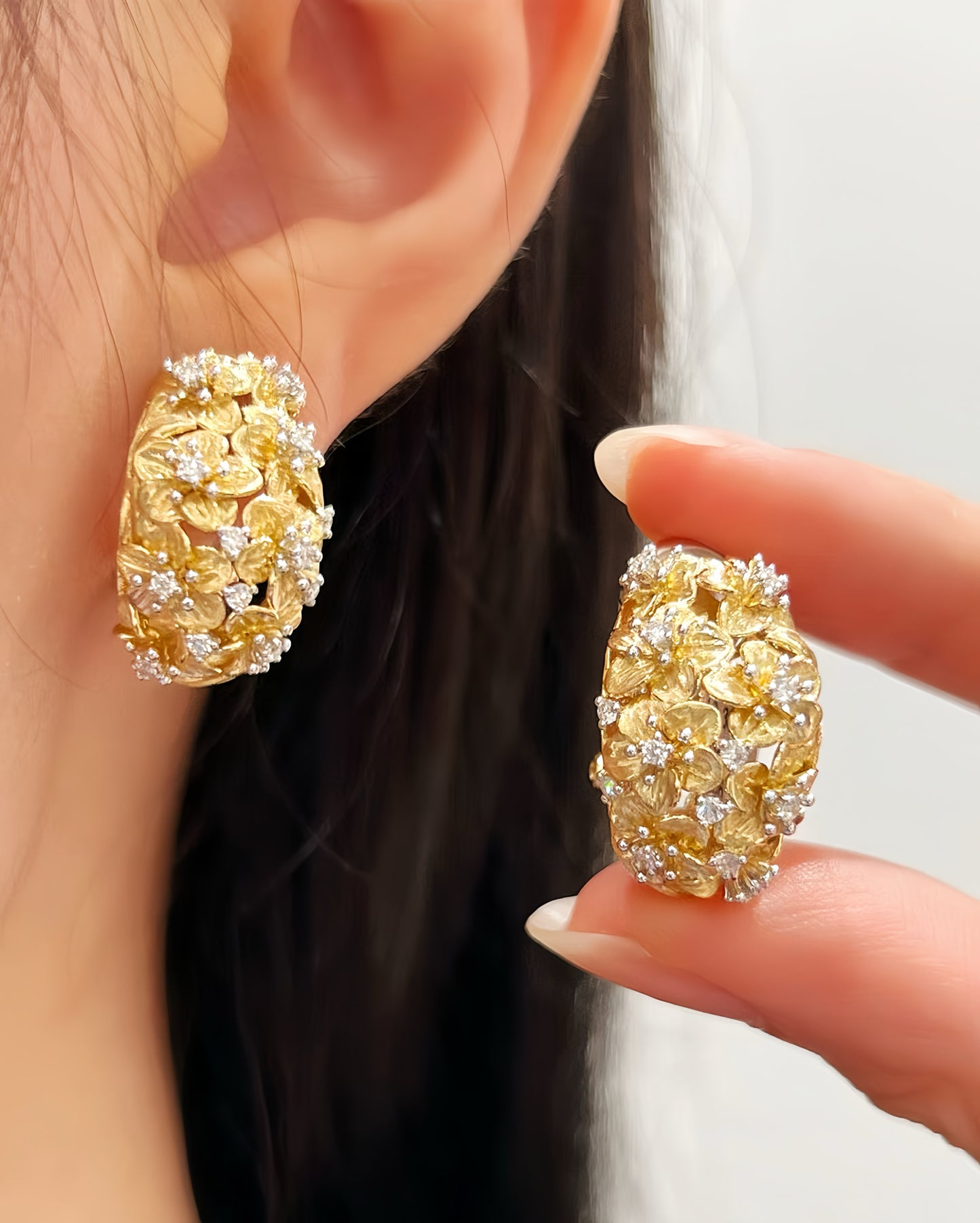 Flower Rigato Vintage 18k Gold Diamond Earring (Item No. VT016）