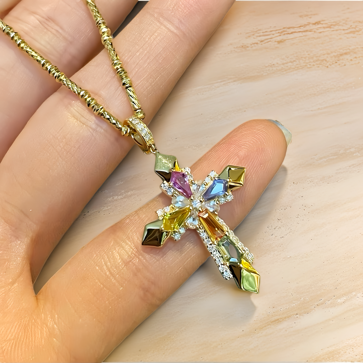 Vintage 18k Gold Diamond Pendant (Item No. VT166）