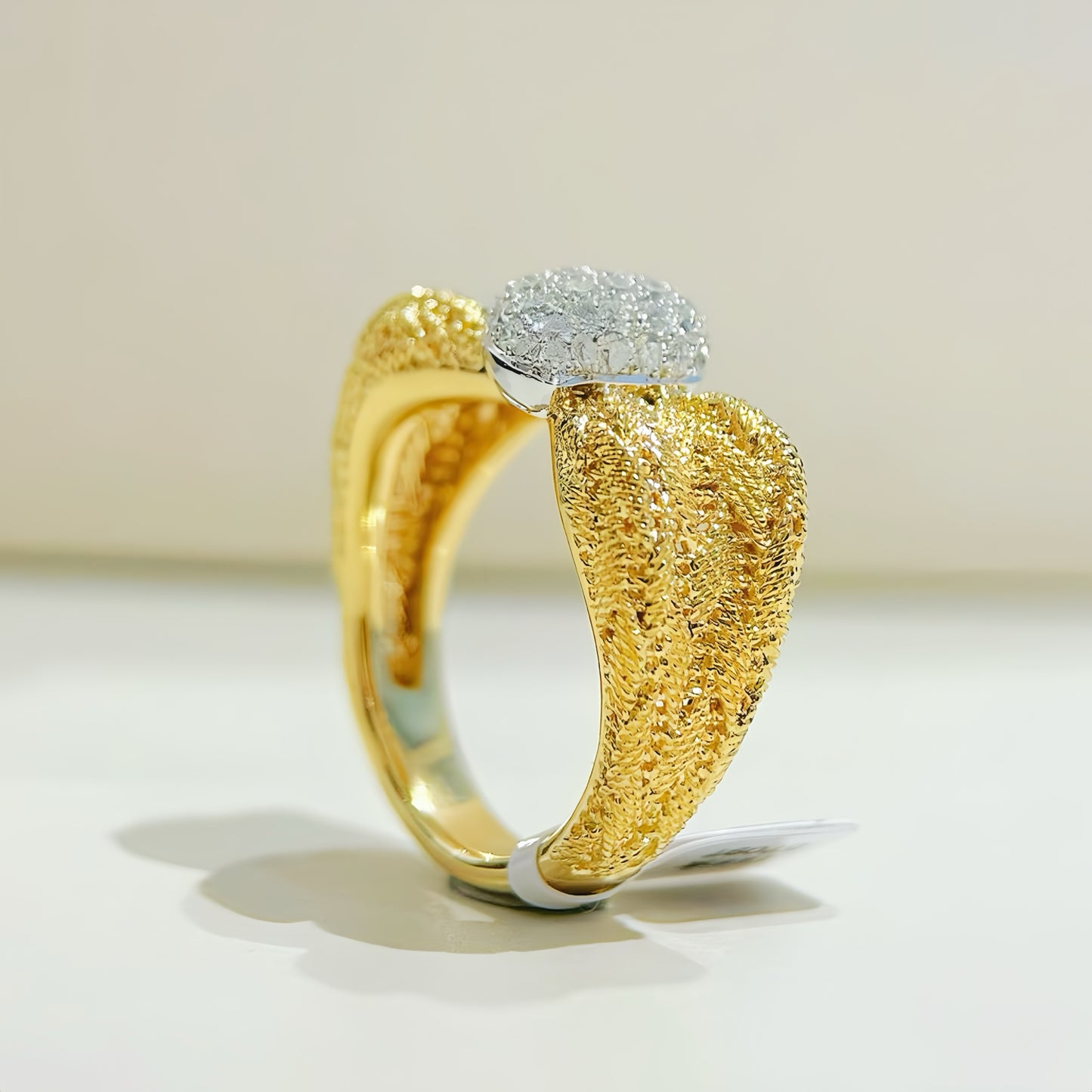 Vintage 18k Gold Diamond Ruby Ring (Item No. VT386）