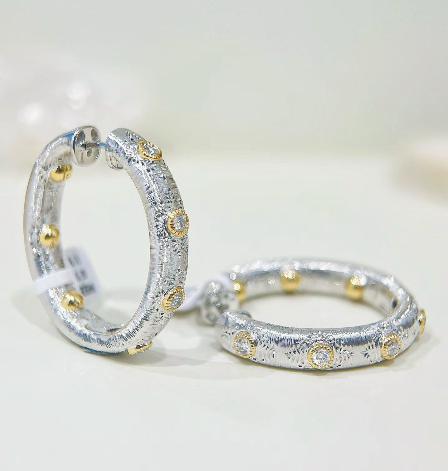 Vintage 18k Gold Diamond Earring (Item No. VT361)