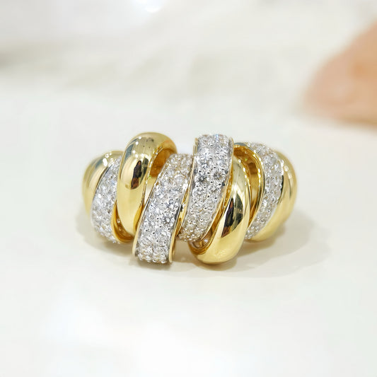Vintage 18k Gold Diamond Ring (Item No. VT334)