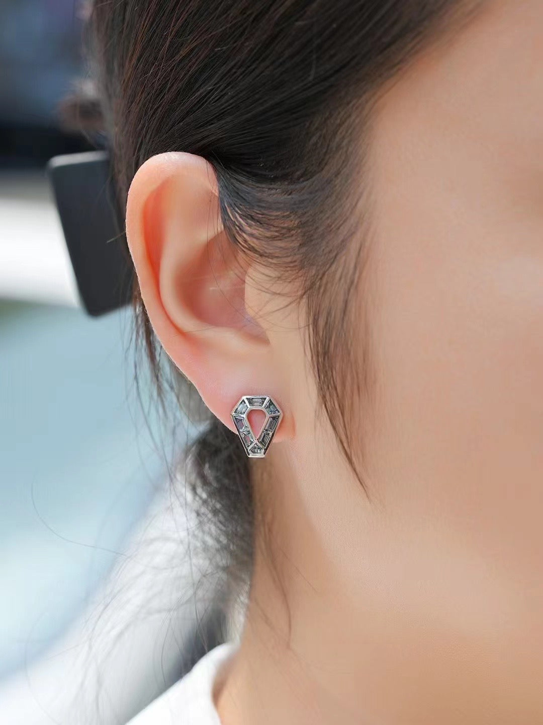 Rainbow Sapphire 18K Gold Earring (Item No. SA007）