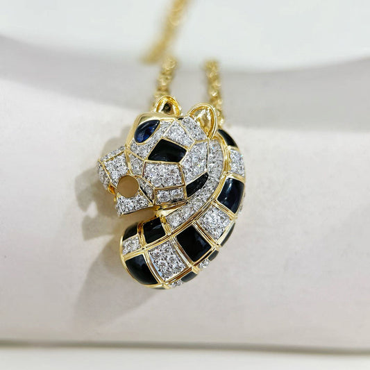 Leopard 18k Gold Diamond Pendant (Item No. VT466）