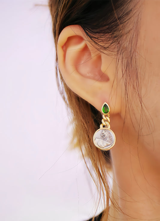 Lion Ancient Coin Medallion 18K Gold Collection (Item No. COIN009）