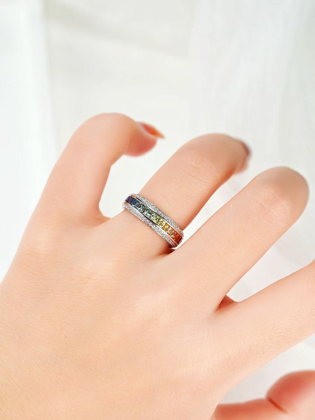 Rainbow Sapphire 18k Gold Ring (Item No. SA112）