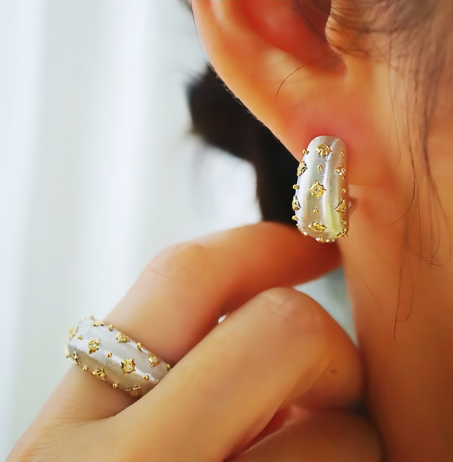 Vintage 18k Gold Diamond Earring (Item No. VT061）