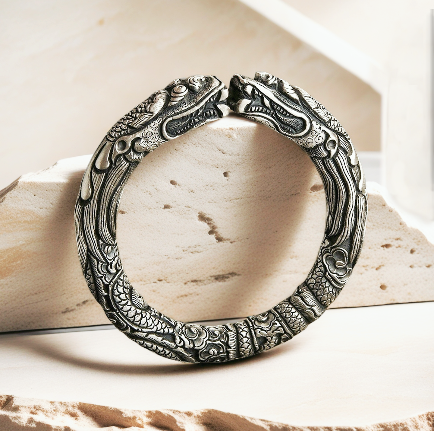 300g Double Dragon Silver Bangle (Item No. B0015)