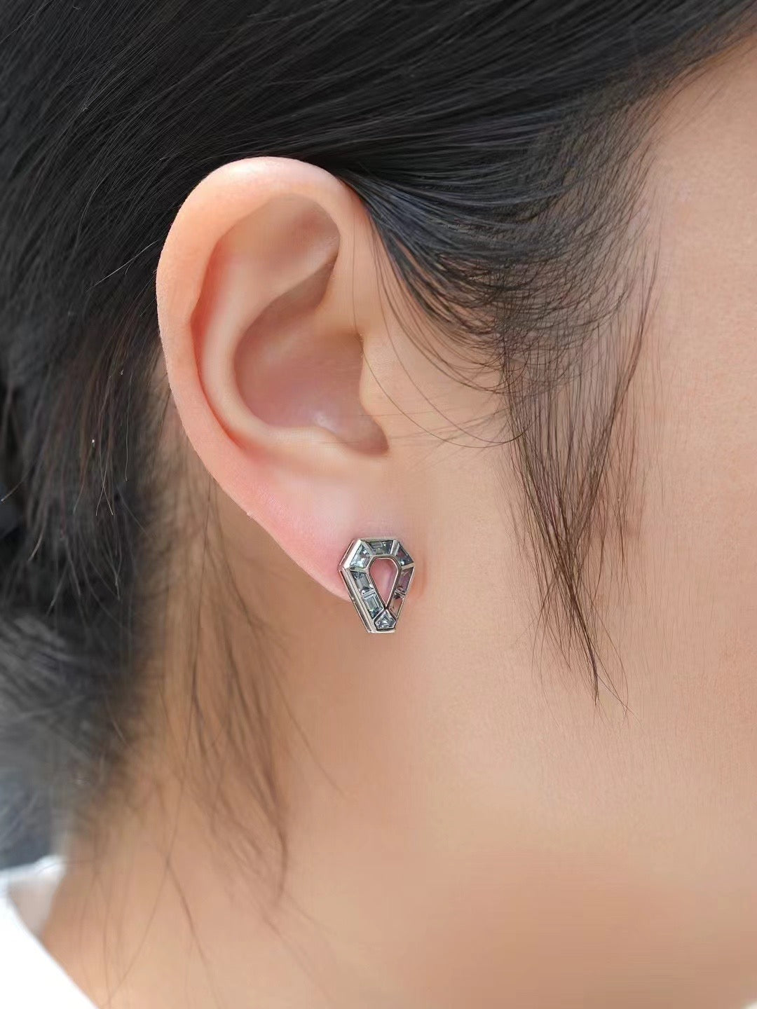 Rainbow Sapphire 18K Gold Earring (Item No. SA007）