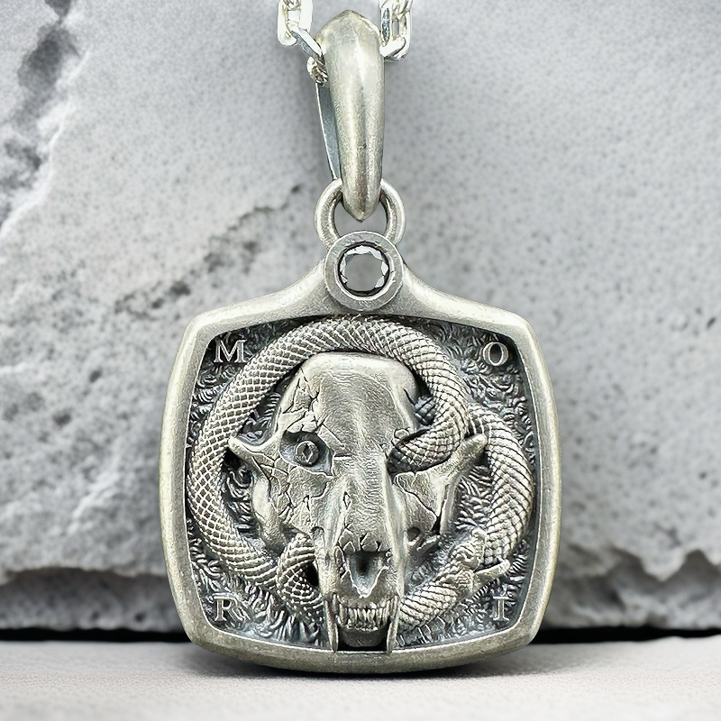 The Pendant Of The Mori Hound (Item No. KYP02)