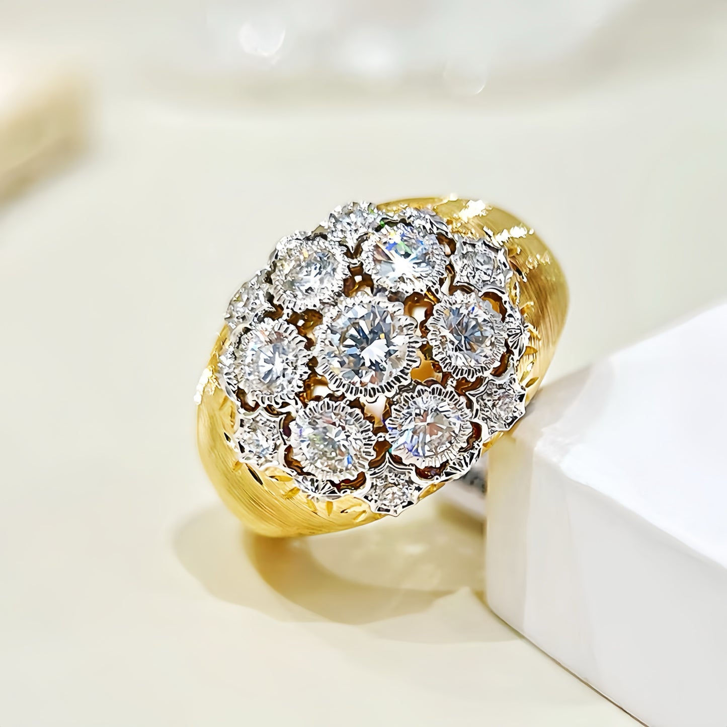 Vintage 18k Gold Diamond Ring (Item No. VT302)