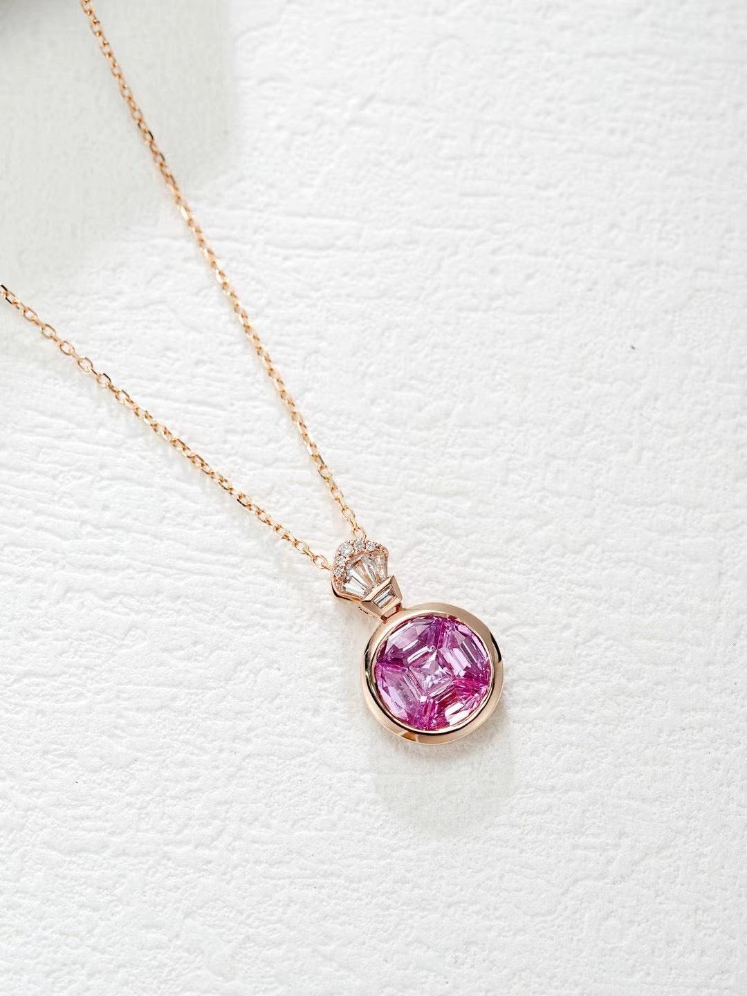 Rainbow Sapphire 18k Gold Pendant (Item No. SA090）