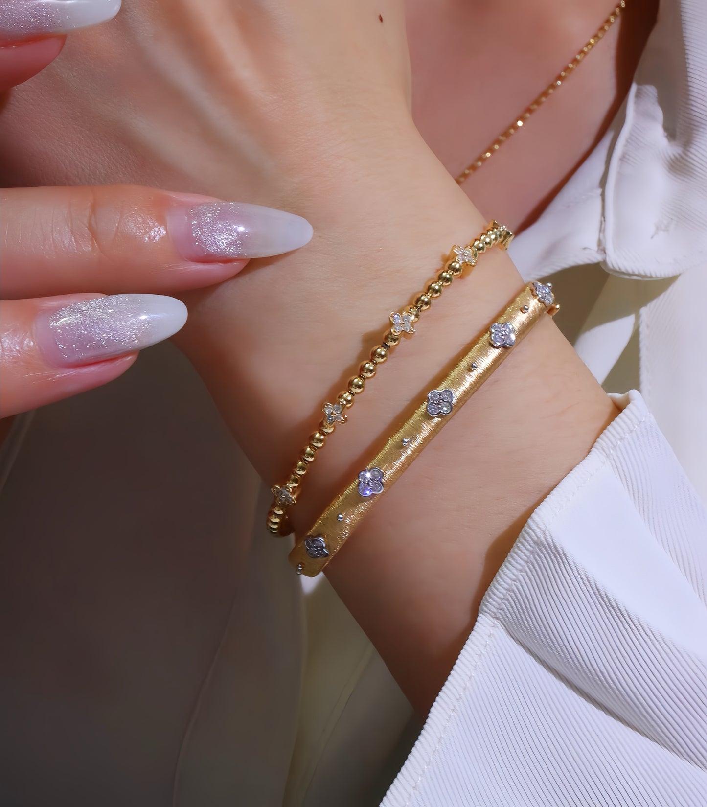 Four-leaf Clover Vintage 18k Gold Diamond Bracelet (Item No. VT130）