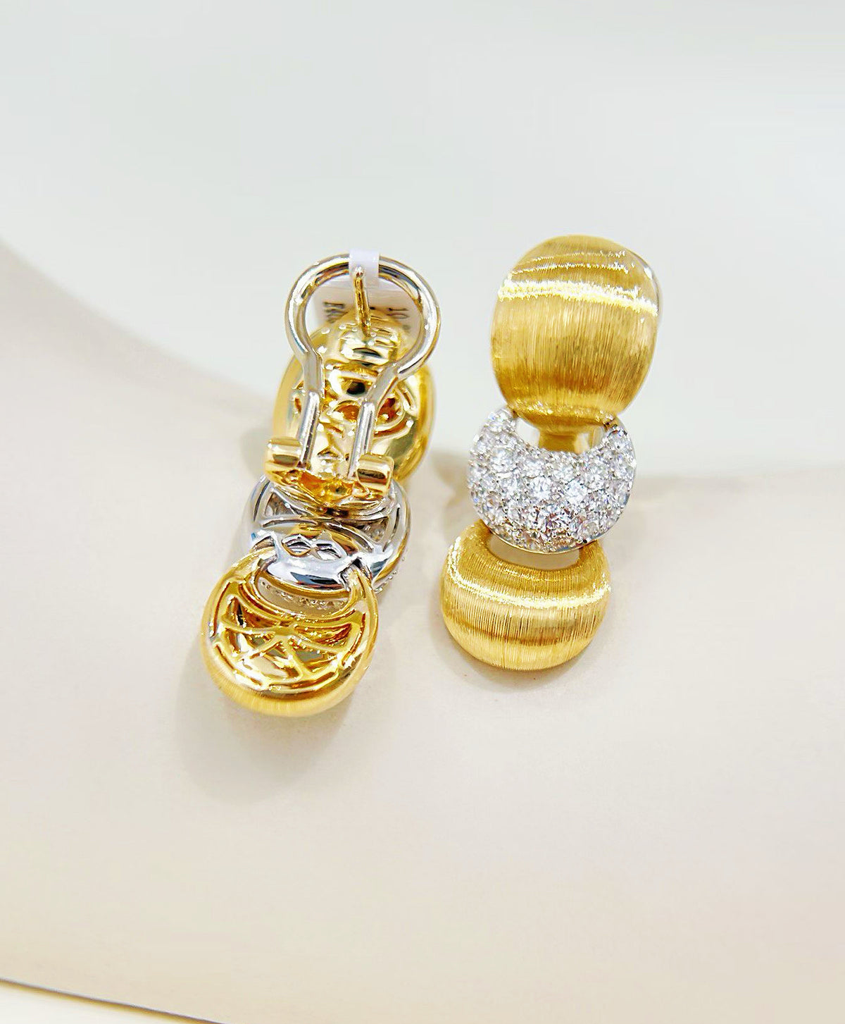 Vintage 18k Gold Diamond Earring (Item No. VT509）