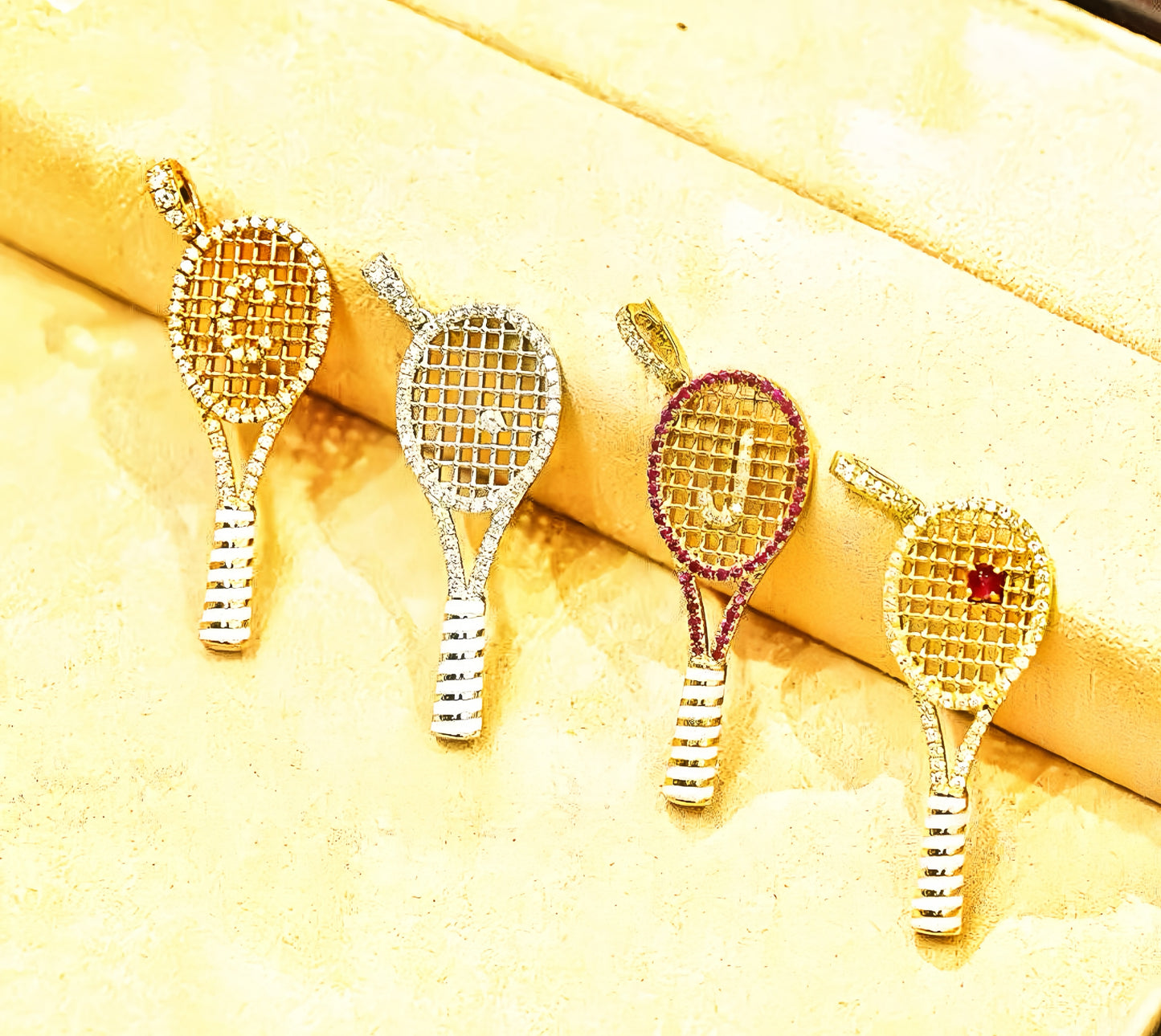 Tennis Racket 18k Gold Diamond  Bracelet (Item No. VT095）