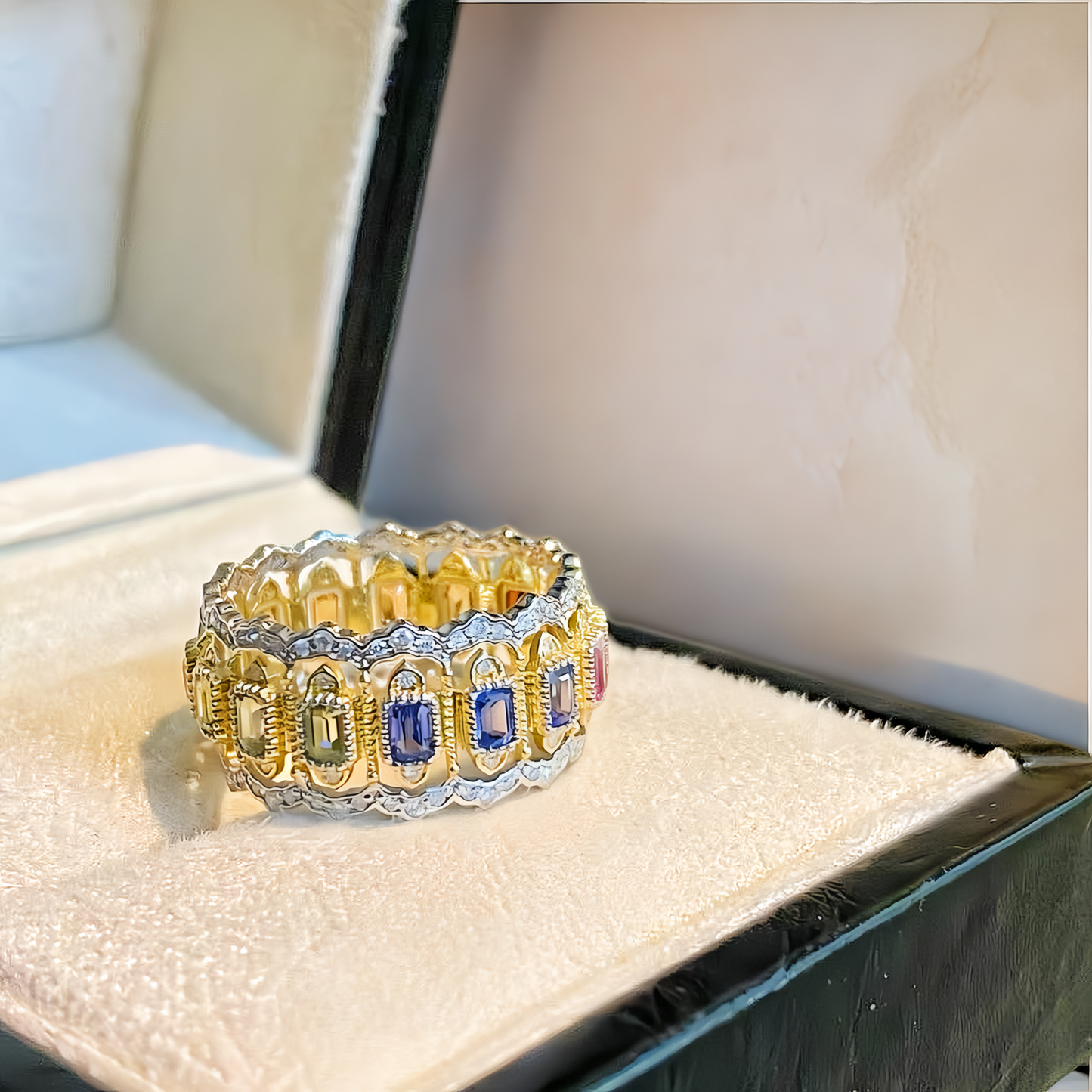 Vintage 18k Gold Diamond Ring (Item No. VT159）