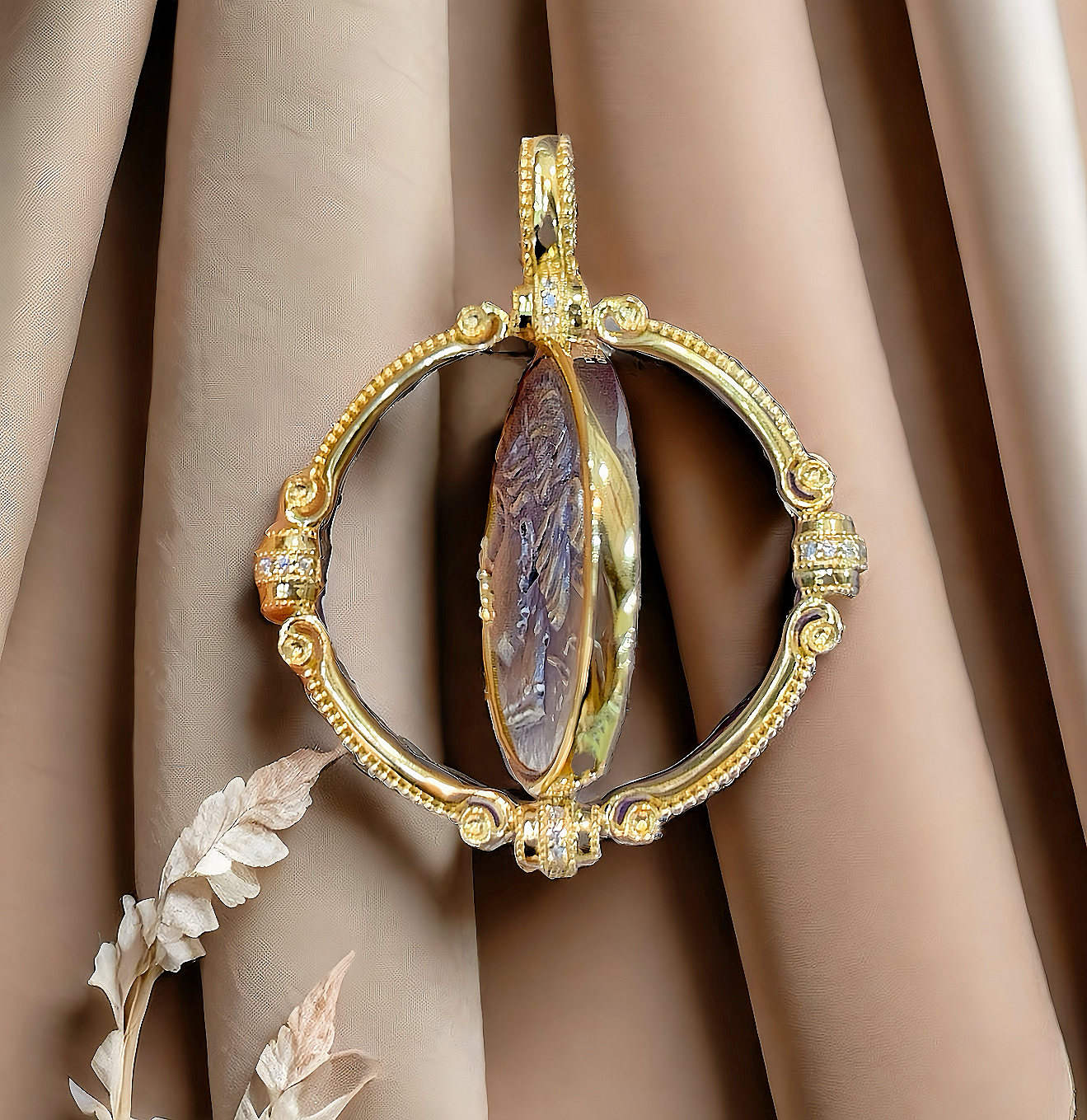 Aphrodite Ancient Greek Coin Medallion 18K Gold Pendant  (Item No. COIN084）