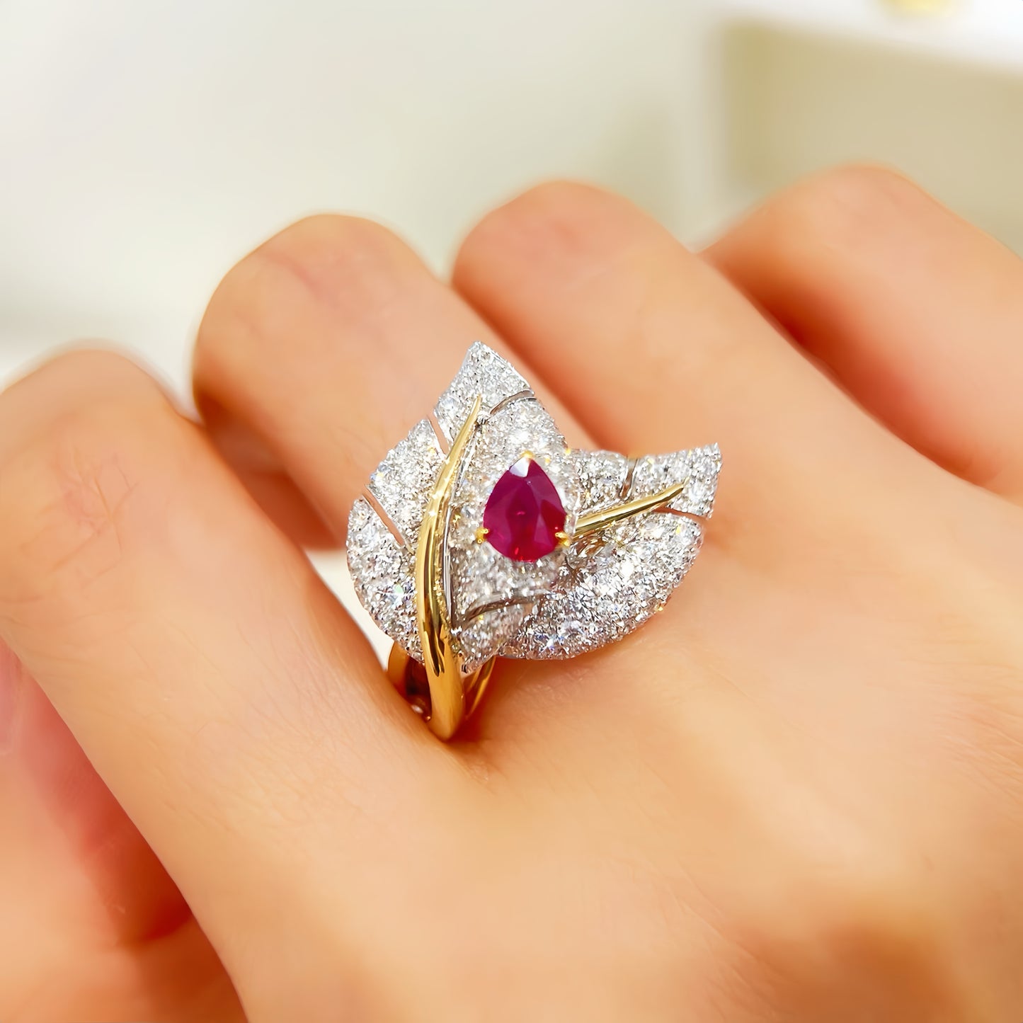 Vintage 18k Gold Diamond Ruby Ring (Item No. VT 275)