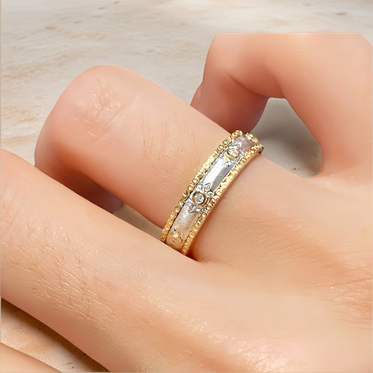 Vintage 18k Gold Diamond Ring (Item No. VT153）