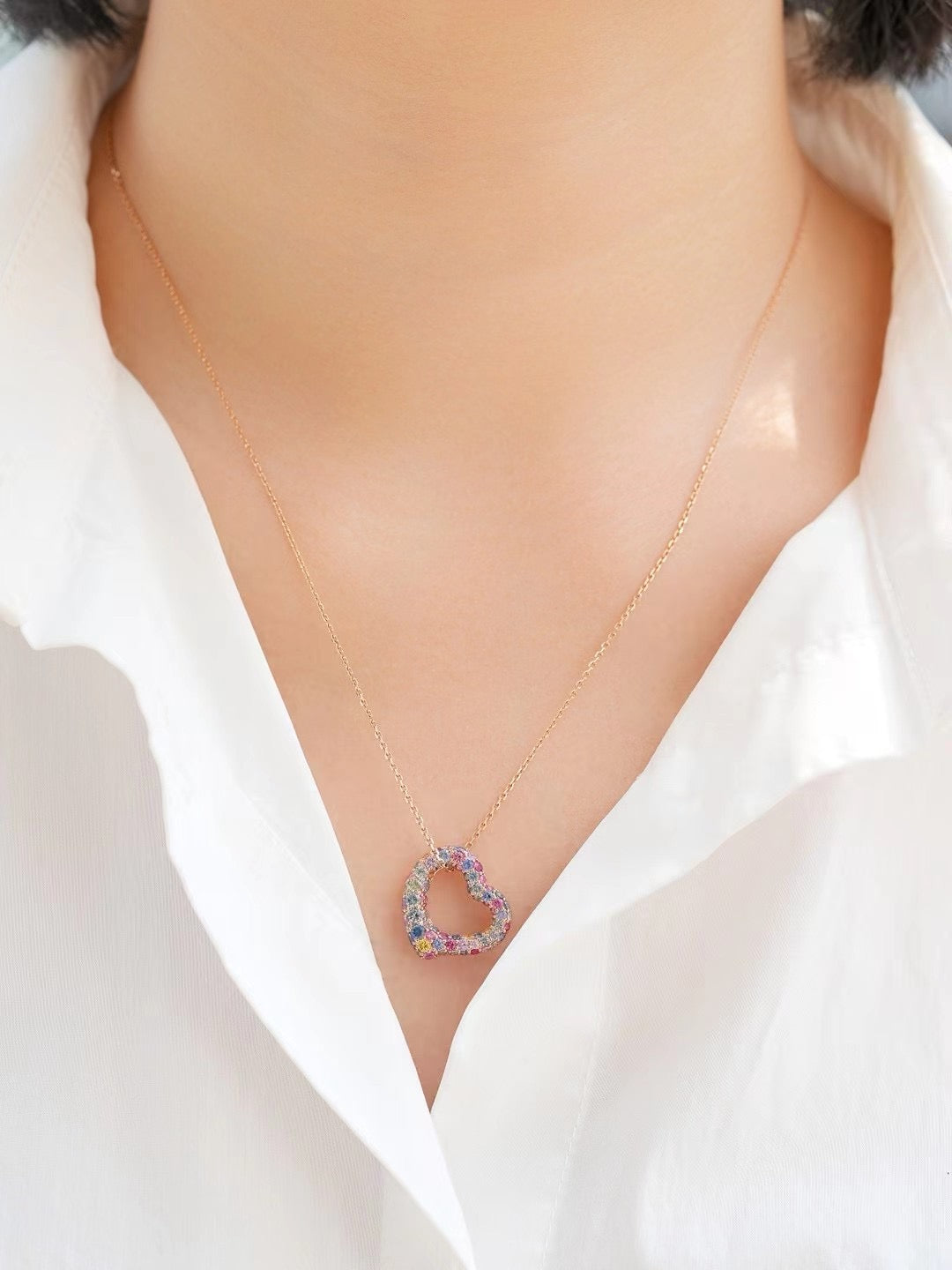 Rainbow Sapphire 18K Gold Pendant (Item No. SA001）