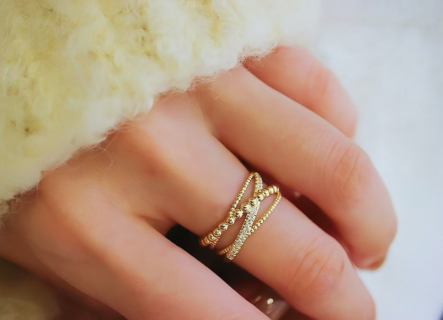 Vintage 18k Gold Diamond Ring (Item No. VT024）