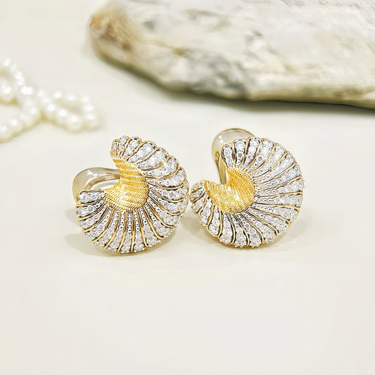 Shell 18k Gold Diamond Earring (Item No. VT274）