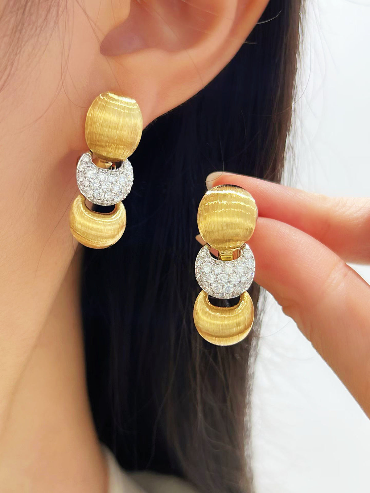 Vintage 18k Gold Diamond Earring (Item No. VT509）