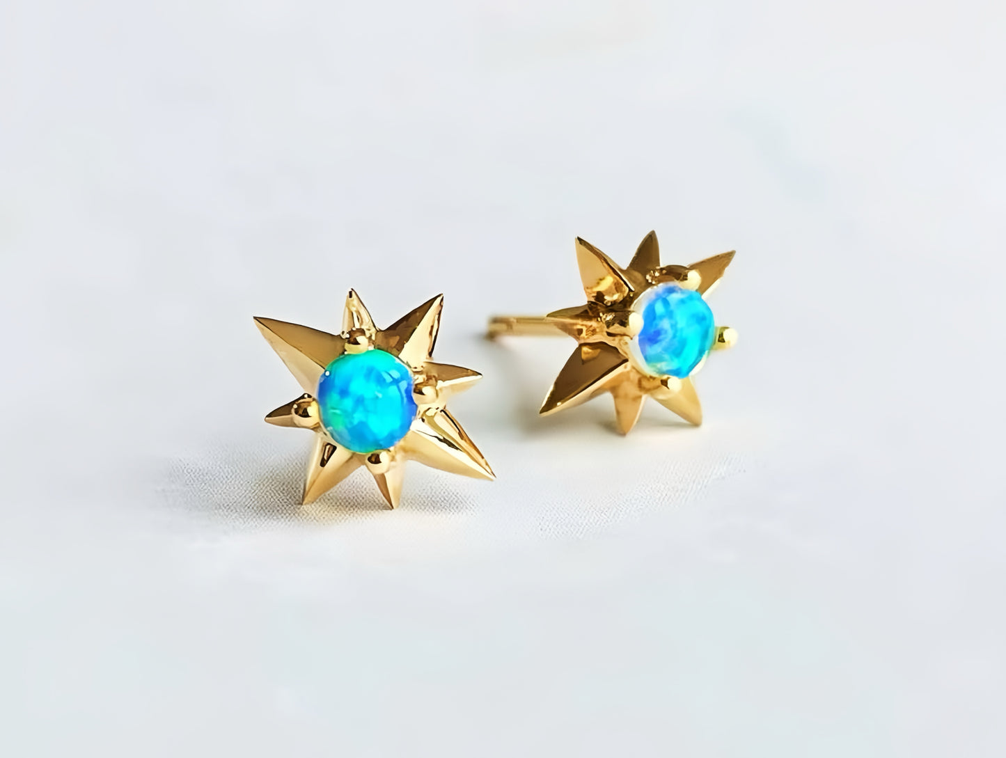 Galaxy Star Moon Globe 18k Gold Crystal Opal Diamond Earring (Item No. VT068）