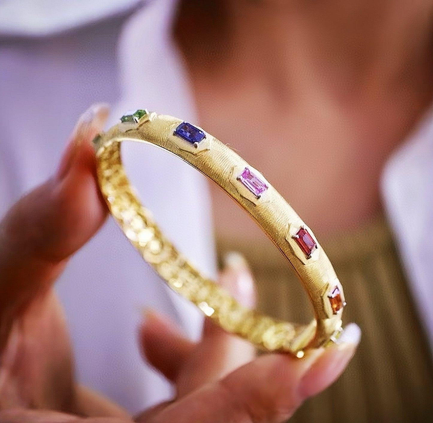 Vintage 18k Gold Diamond Bracelet (Item No. VT121）