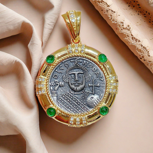 Byzantine Emperor Ancient Greek Coin Medallion 18K Gold Pendant (Item No. COIN062）