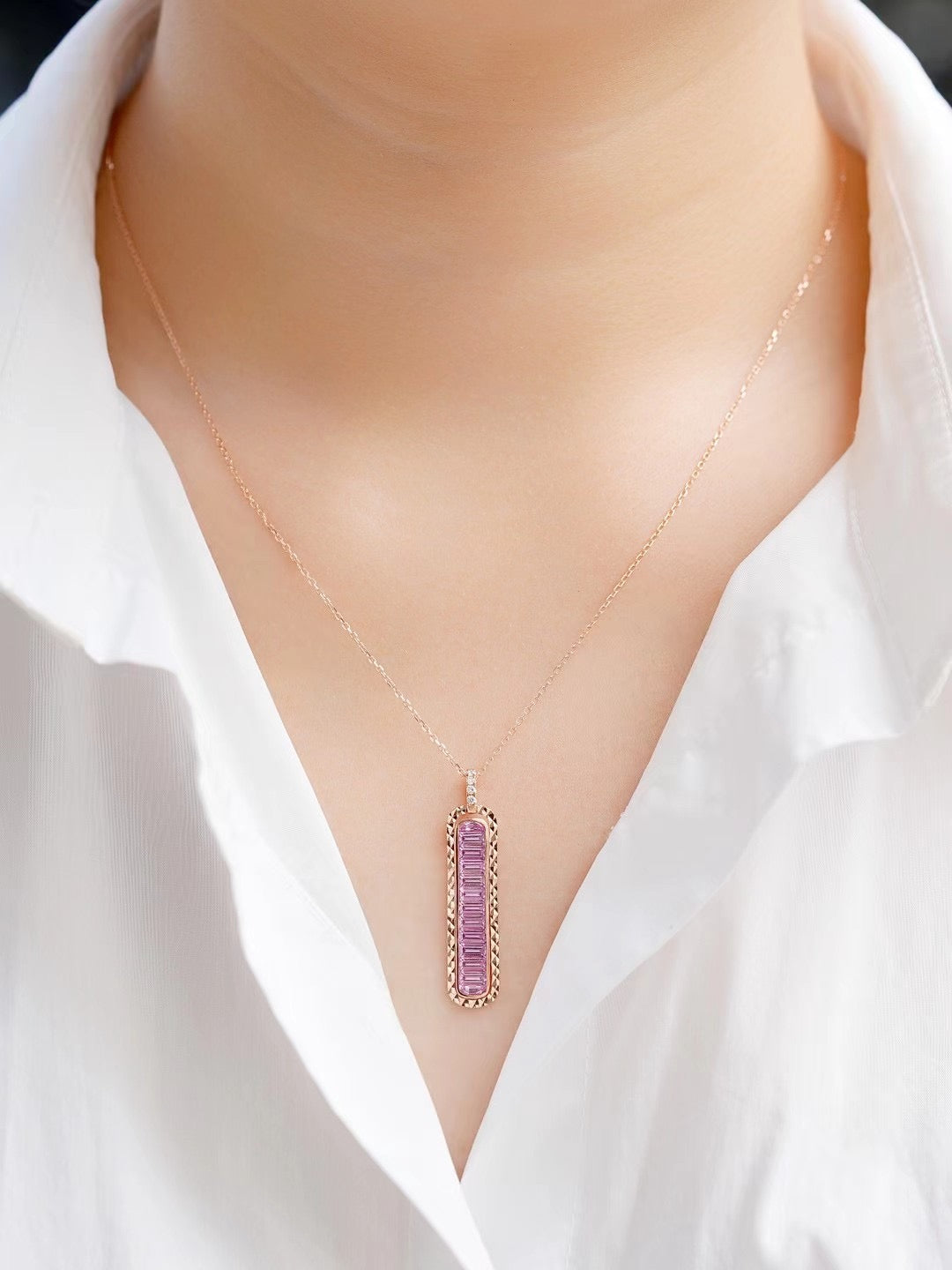 Rainbow Sapphire 18K Gold Pendant (Item No. SA061）