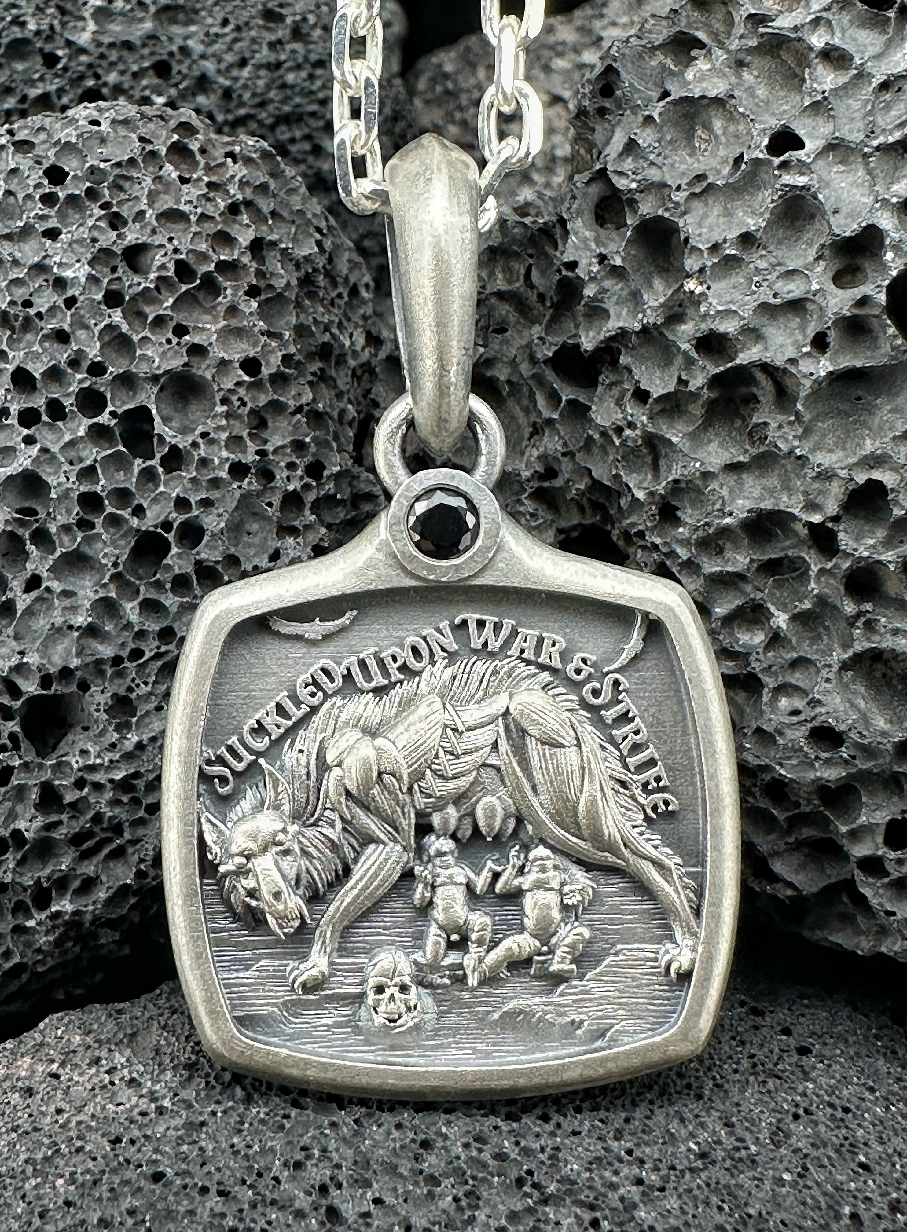 The Pendant Of Romulus and Remus (Item No. KYP05)