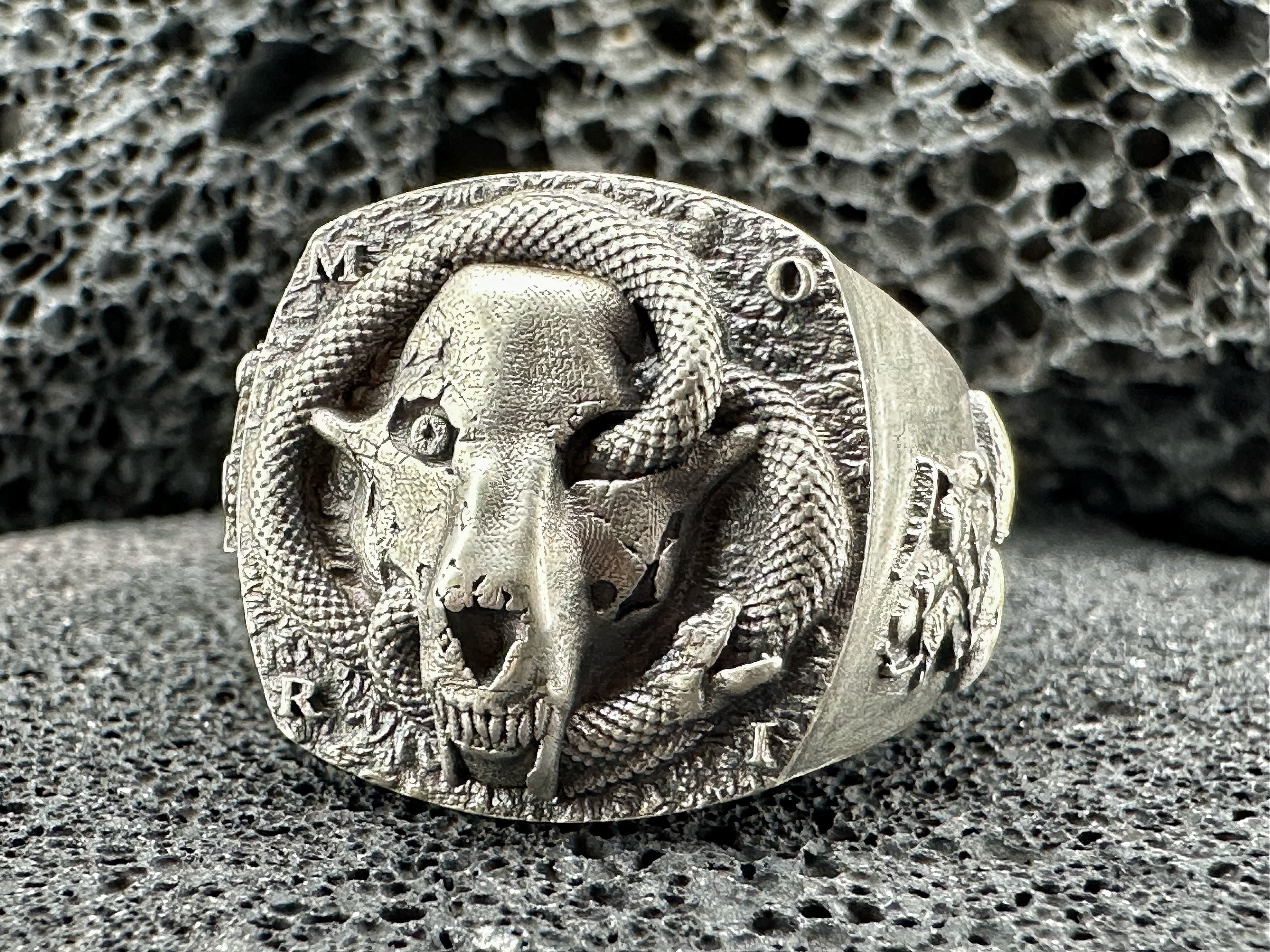 The Ring of Mori Hound (Item No. KYR02)