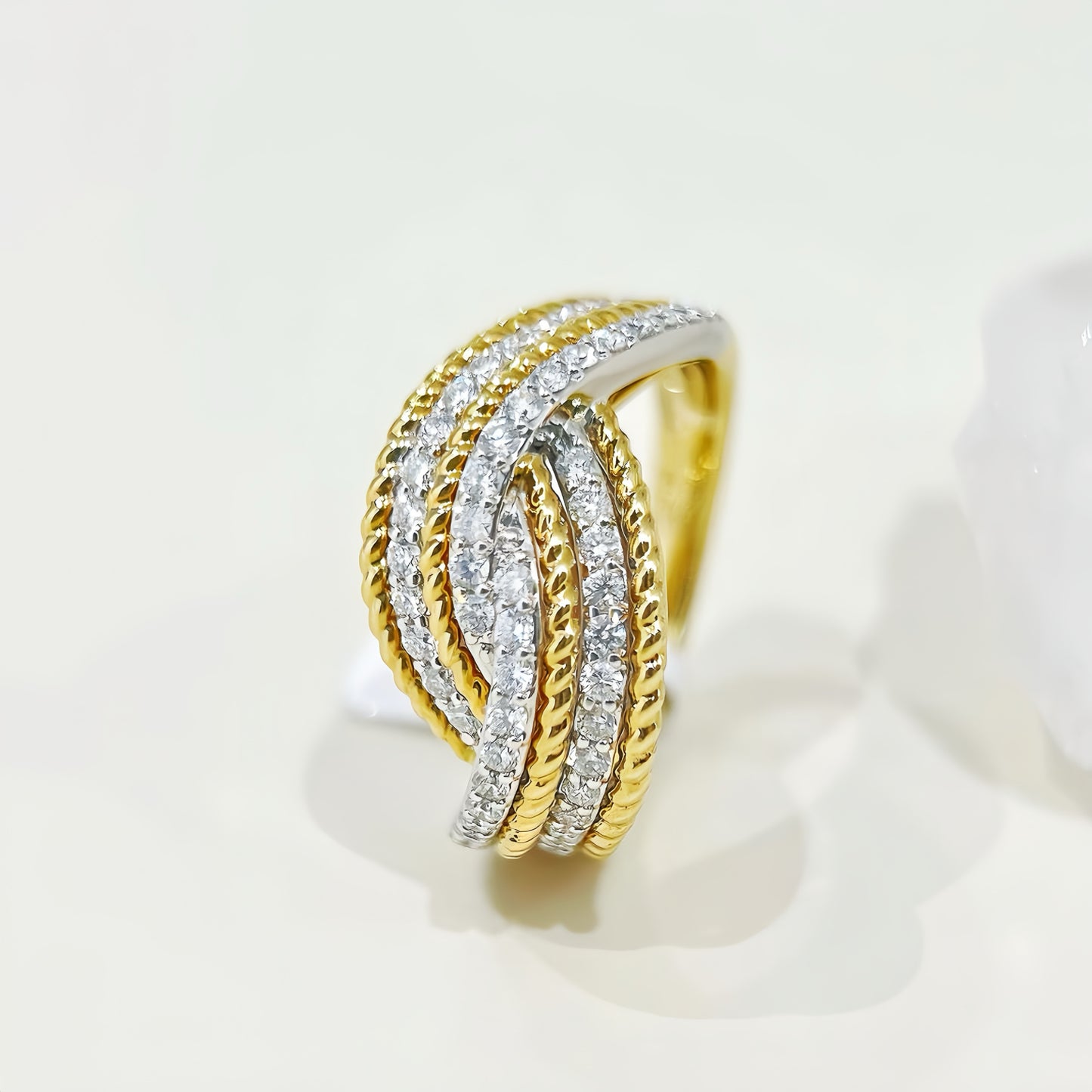 Vintage 18k Gold Diamond Ruby Ring (Item No. VT433）