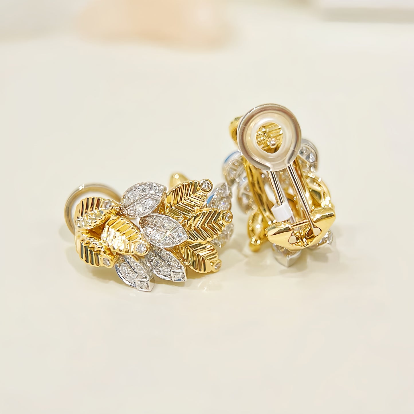 Leaf Vintage 18k Gold Diamond Earring (Item No. VT 289)