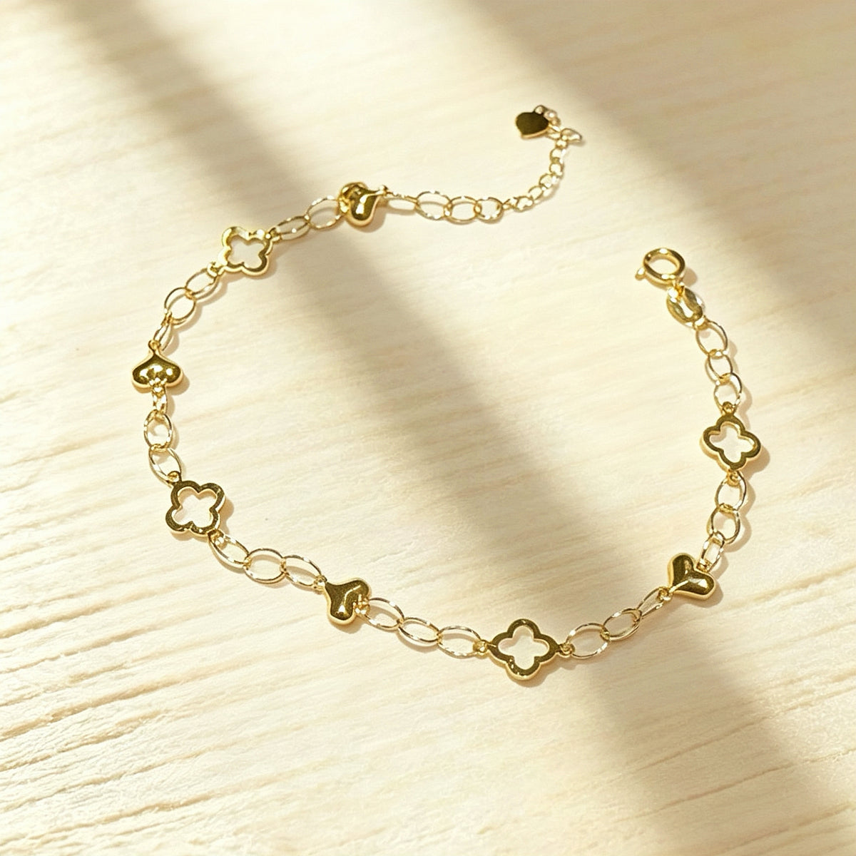 Clover 18K Gold Bracelet (Item No. HFB021）
