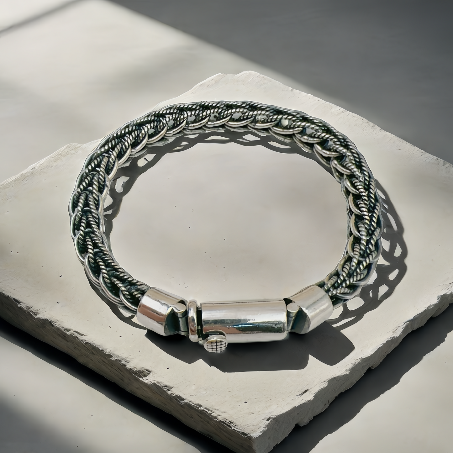 Braided Silver Bracelet (Item No. B0661）