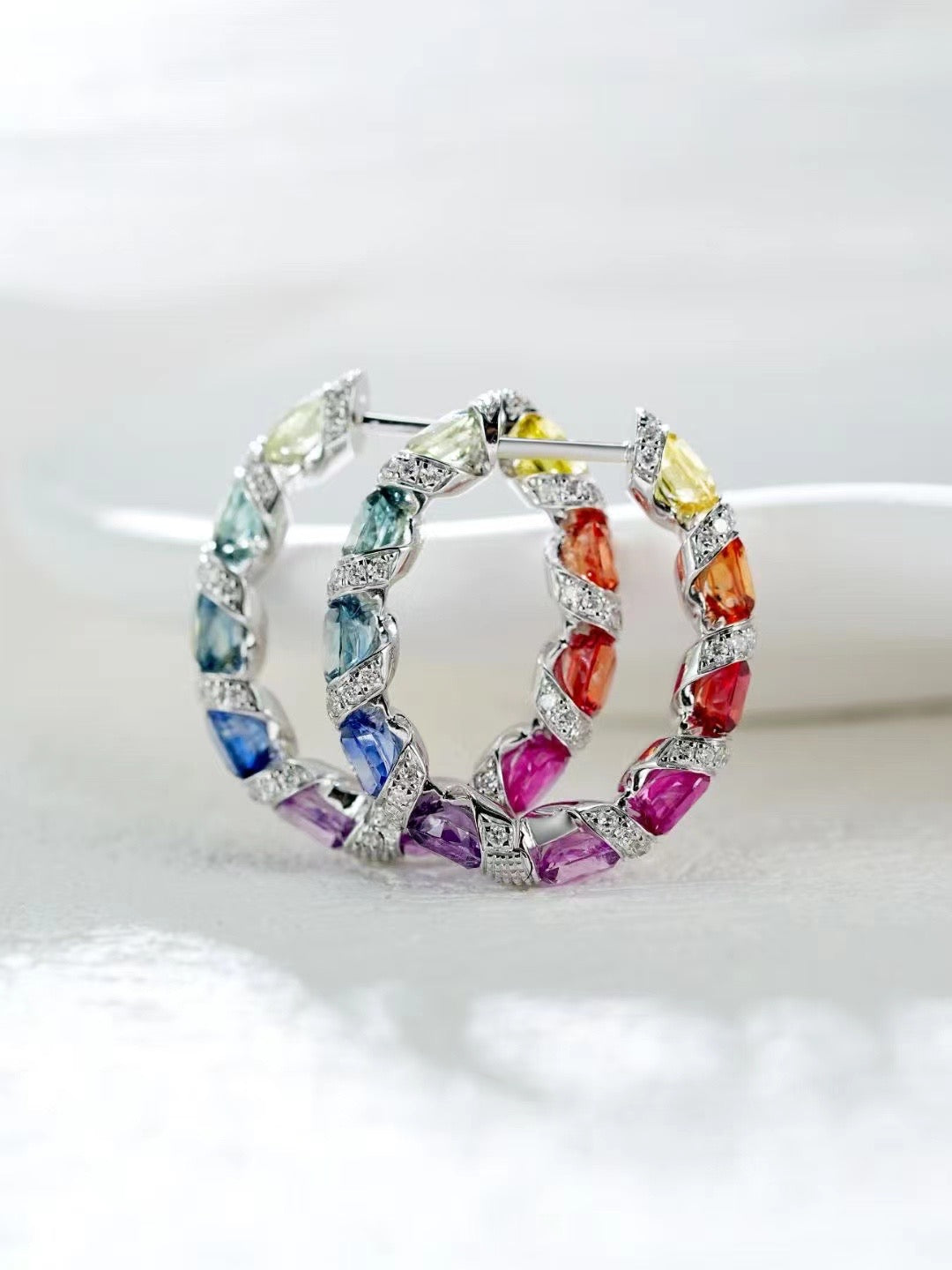 Rainbow Sapphire 18K Gold Earring (Item No. SA017）