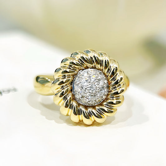 Vintage 18k Gold Diamond Ring (Item No. VT434）