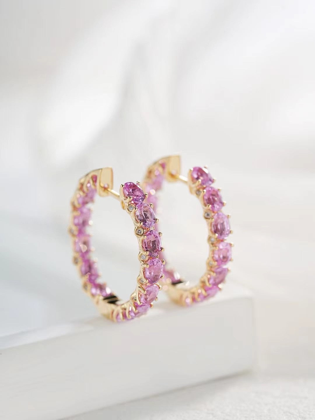 Rainbow Sapphire 18k Gold Earring (Item No. SA088）