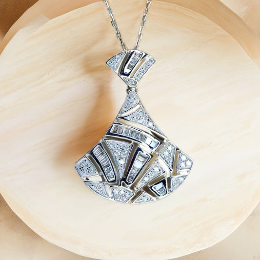 Vintage 18k Gold Diamond Pendant (Item No. VT174）