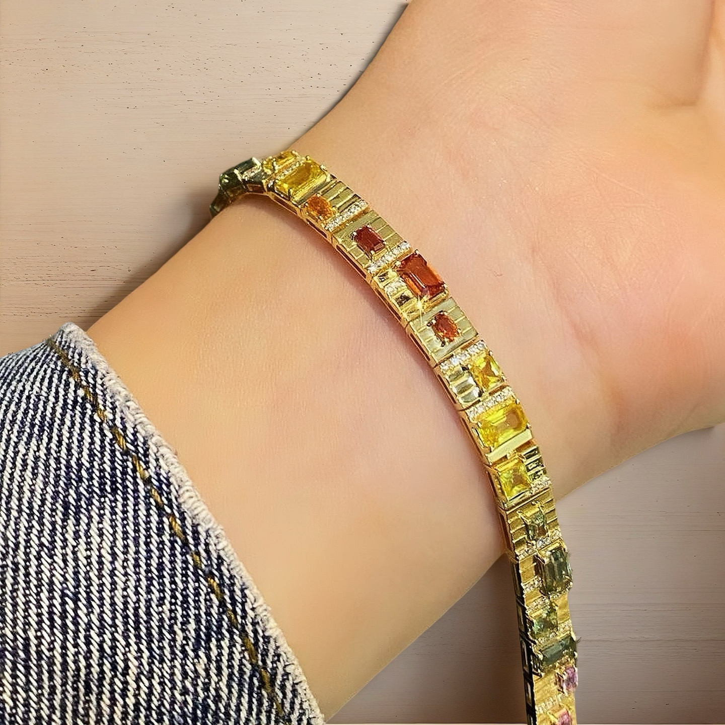 Vintage 18k Gold Diamond Bracelet (Item No. VT122）