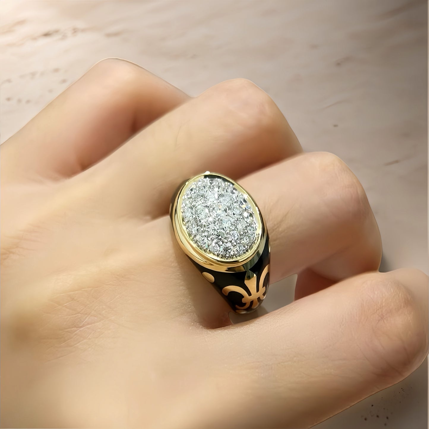 Enamel 18k Gold Diamond Ring (Item No. VT158）