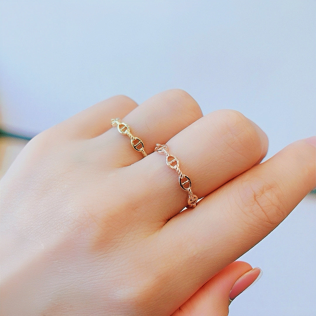 Classic 18k Gold Ring (Item No. HFR041）