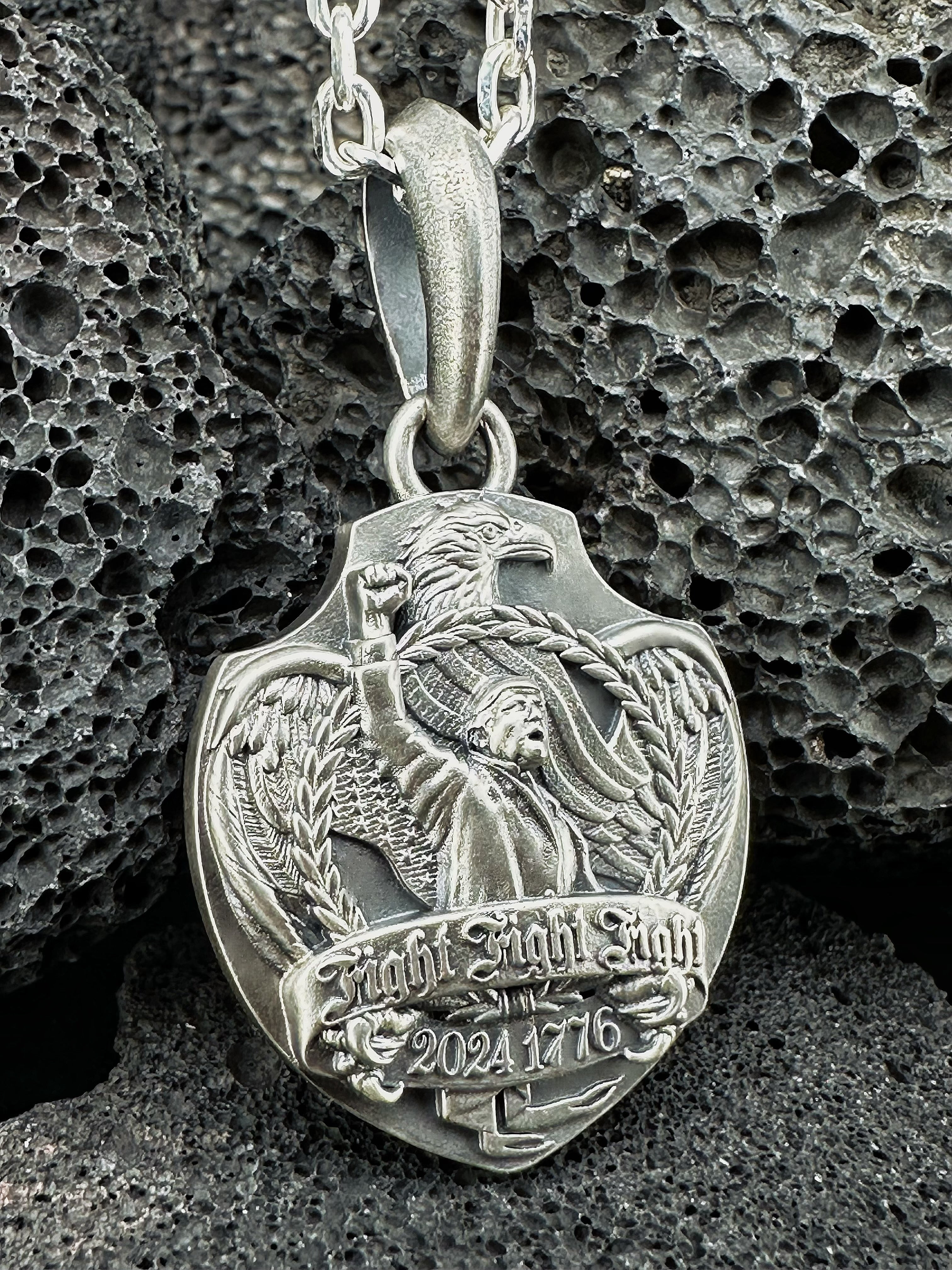 Pendant Of The President Donald Trump (Item No. TP01)