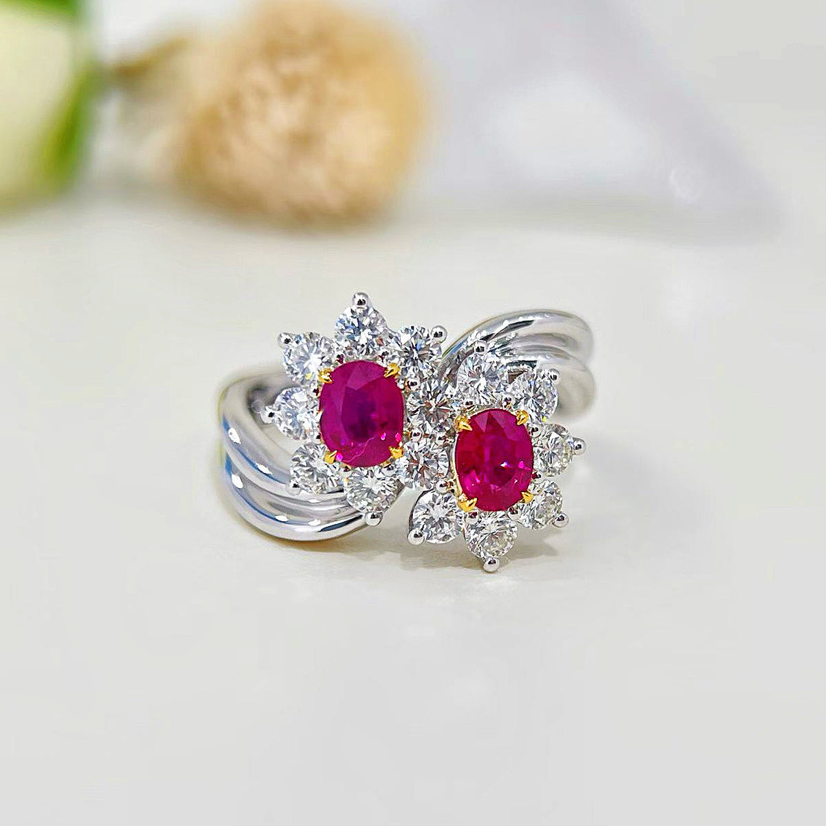 Vintage 18k Gold Diamond Ruby Ring (Item No. VT521）
