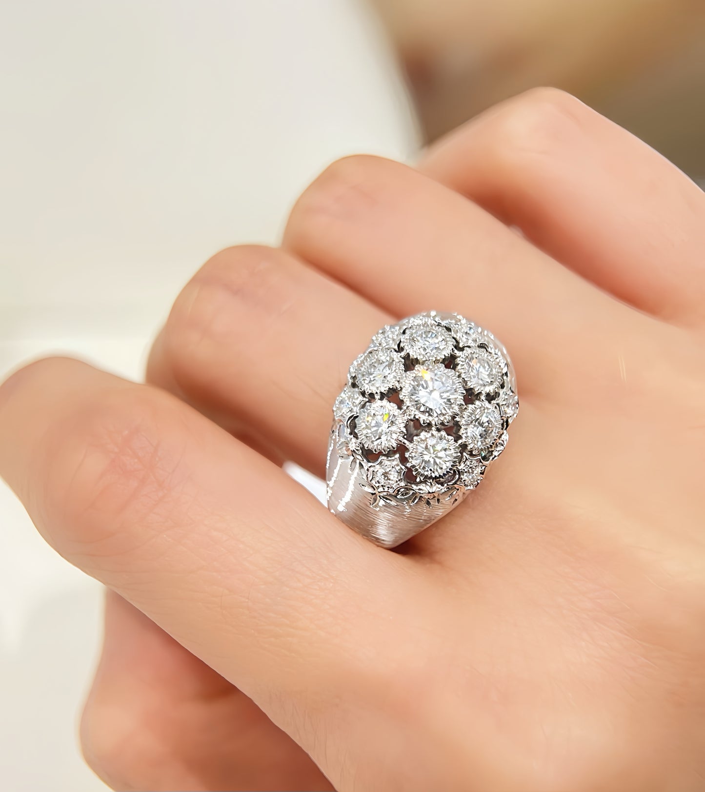 Vintage 18k Gold Diamond Ring (Item No. VT302)