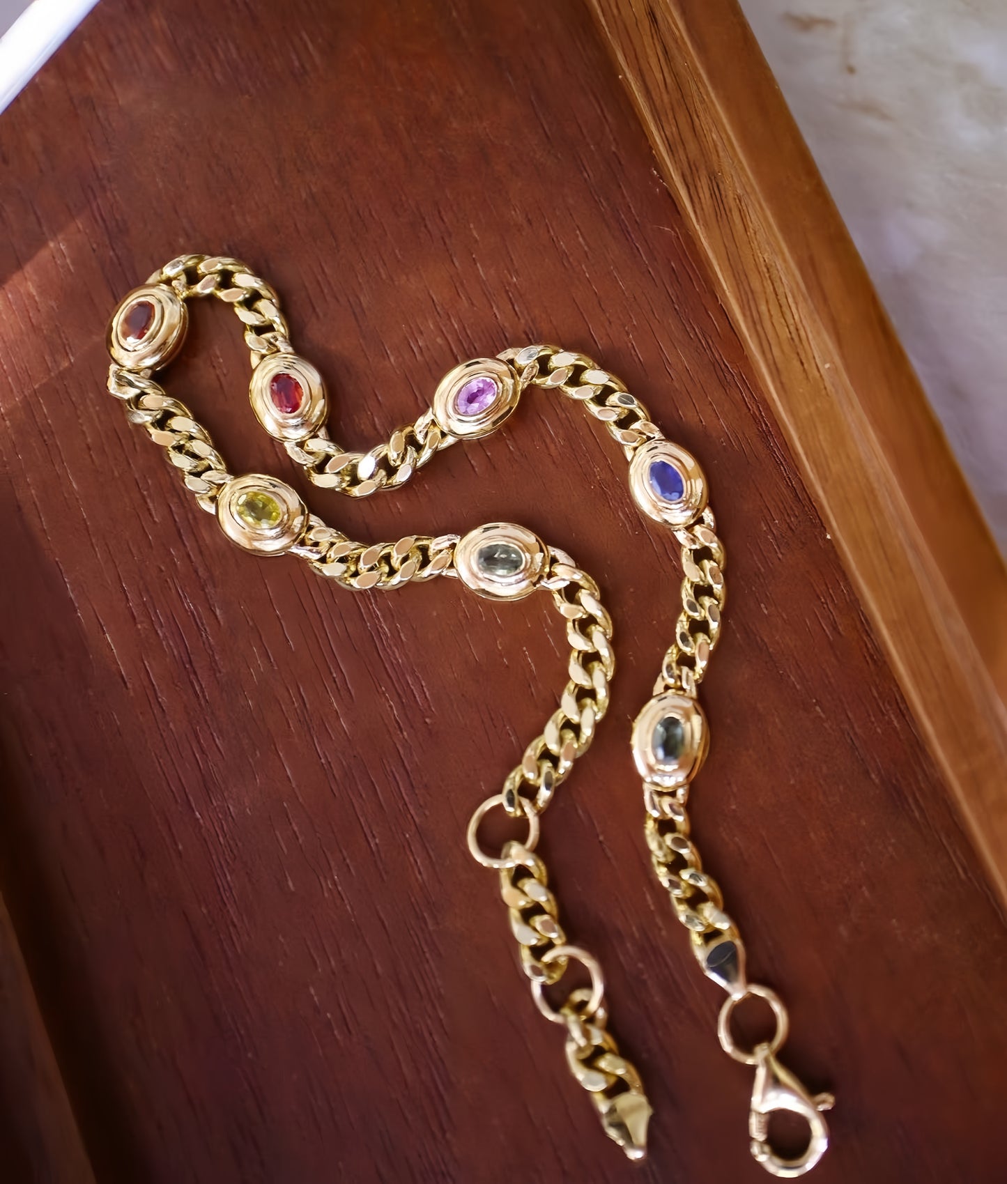 Vintage 18k Gold Diamond Bracelet (Item No. VT156）