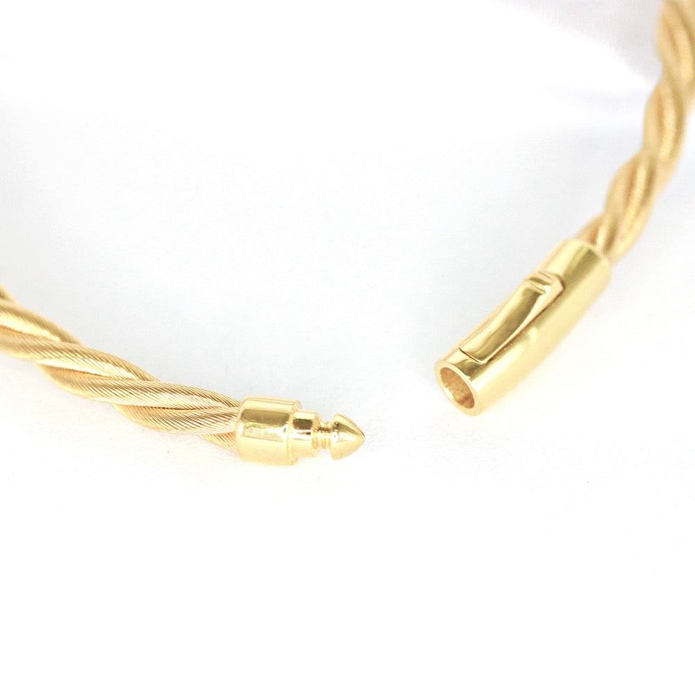 Twisted 18K Gold Bracelet (Item No. SH101CB)