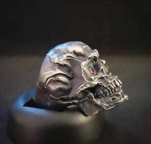 Ruby Eyes Skull Silver Ring  (Item No. R0088)