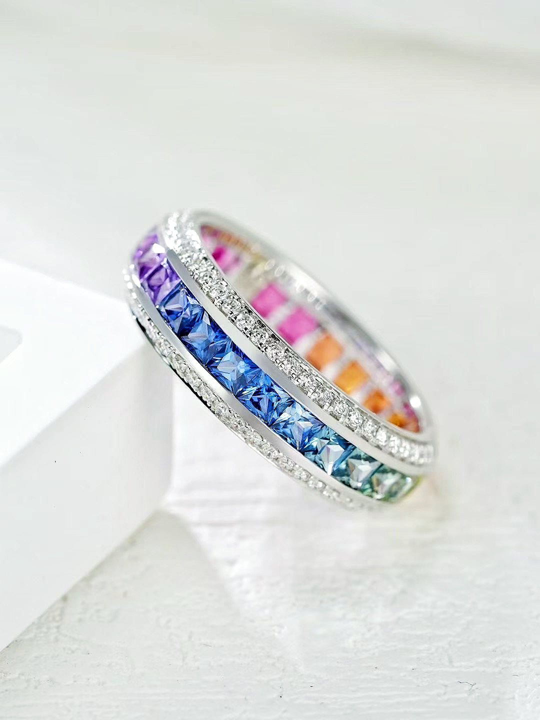 Rainbow Sapphire 18k Gold Ring (Item No. SA112）